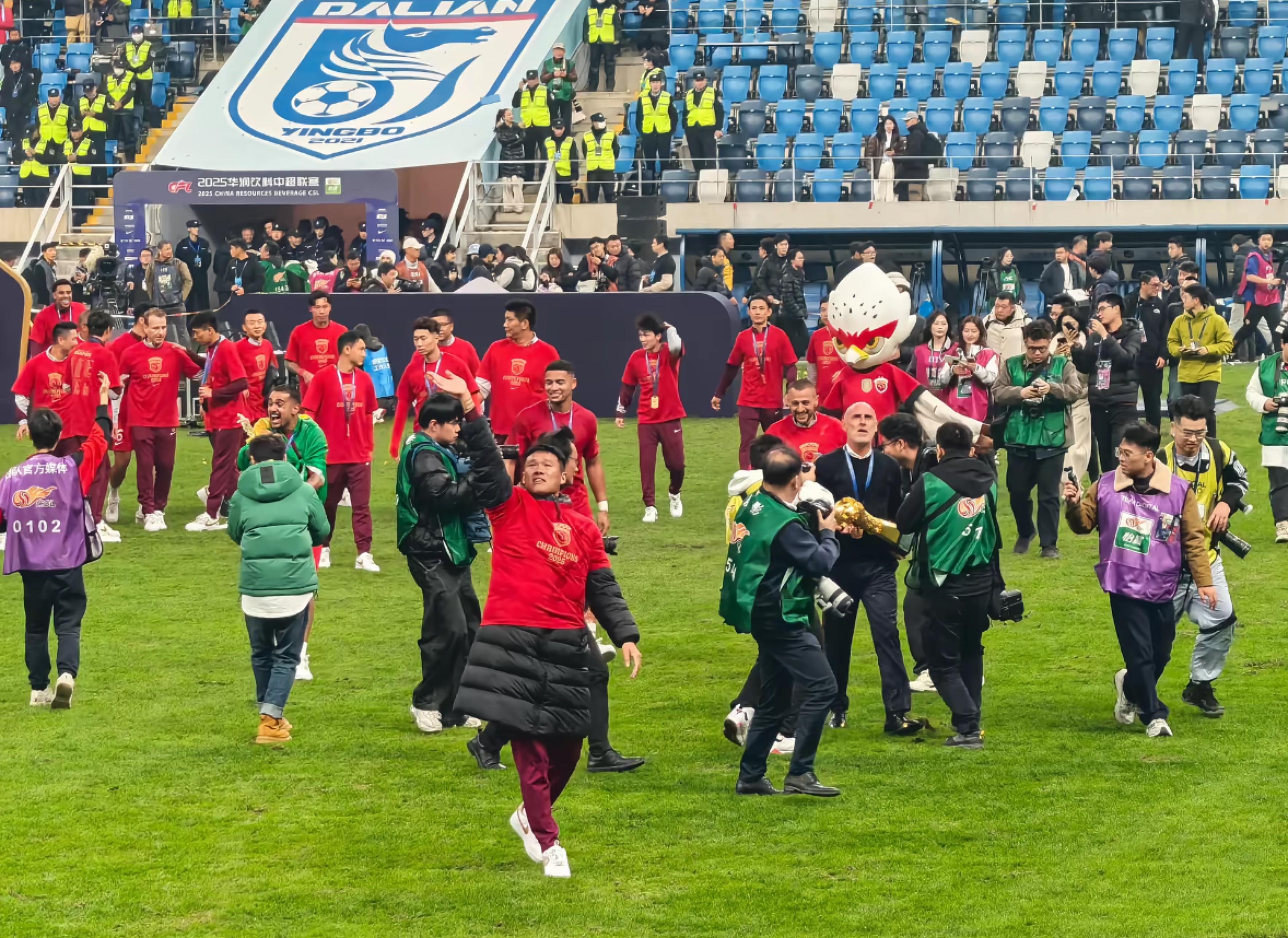 半岛体育官网-李昂：我在海港的五年是成功的，最难忘23赛季战平泰山后夺冠