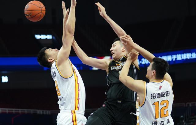 半岛体育APP-强势辽宁上演17分大逆转！对垒山西预演辽粤大战